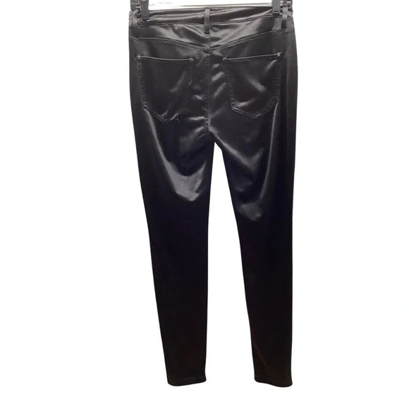 Guess shimmery material skinny pants size 4 (Preowned) - Picture 2 of 6